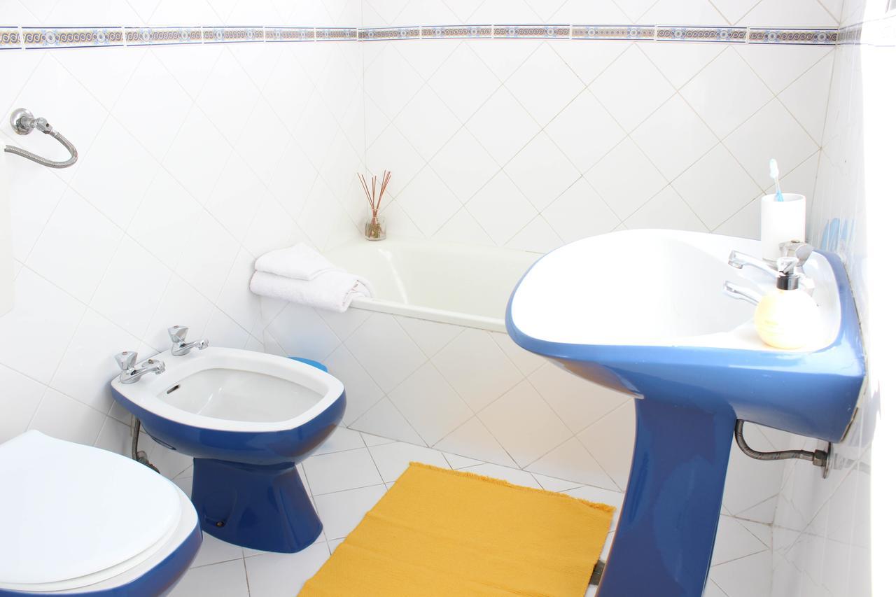 Rich & Poor Hostel Albufeira Zewnętrze zdjęcie